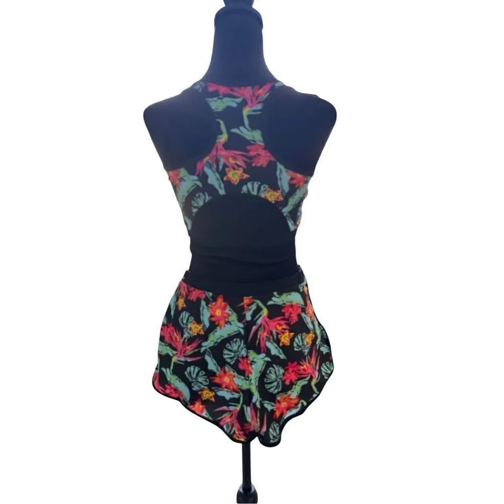 Floral print 2 piece swimsuit (S) - Picture 4 of 8